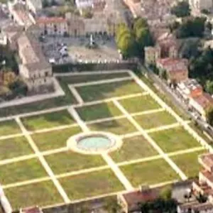 appartamento-moderno-in-posizione-strategica.emilia-romagnahotels.net/